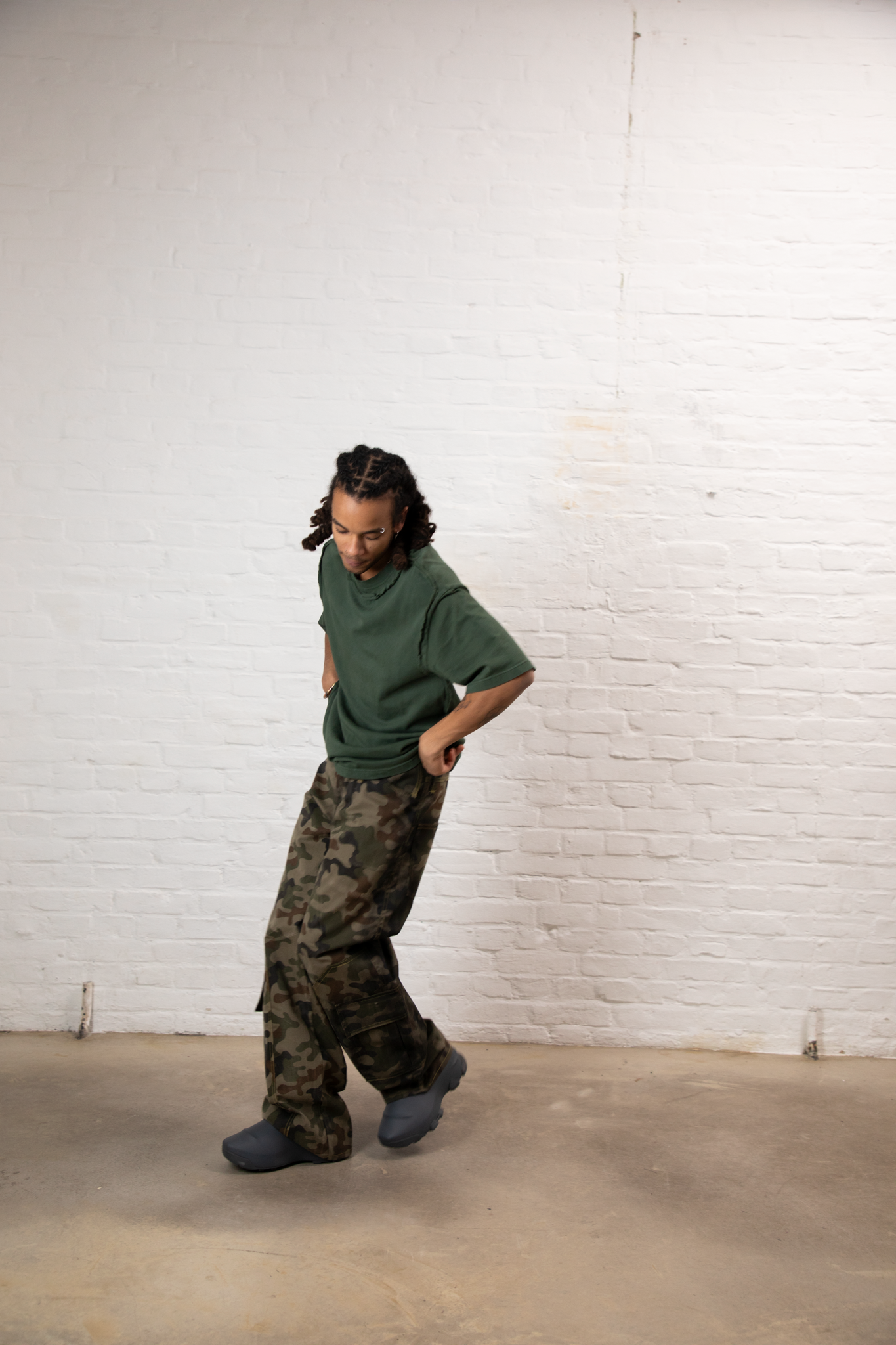 ATELIER T-SHIRT DARK GREEN