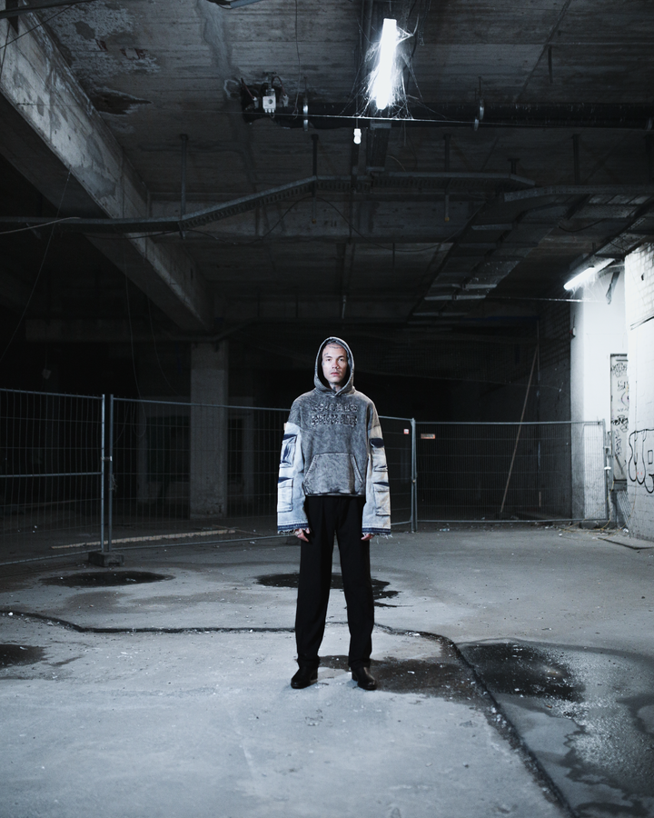 Dust_001 Hoodie Grey